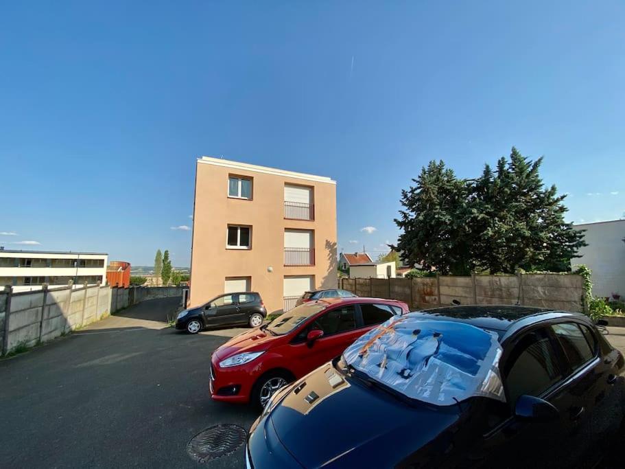 T2 Cosy Proche Hopital + Parking Gratuit Sur Place Auxerre Eksteriør billede