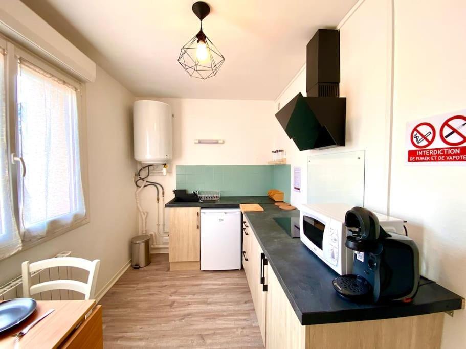 T2 Cosy Proche Hopital + Parking Gratuit Sur Place Auxerre Eksteriør billede